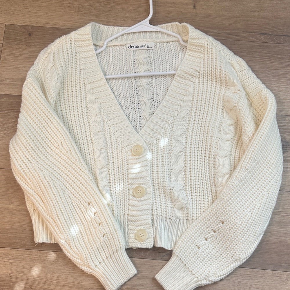 Elodie Women's Cream Cable Knit Sweater
